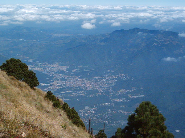 antigua guatemala volcan de agua