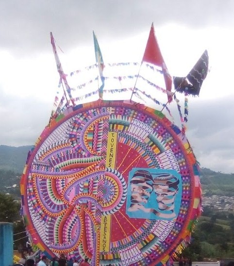 santiago sacatepequez barriletes