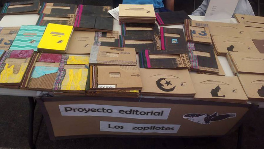 Editorial cartonera Los Zopilotes de Guatemala