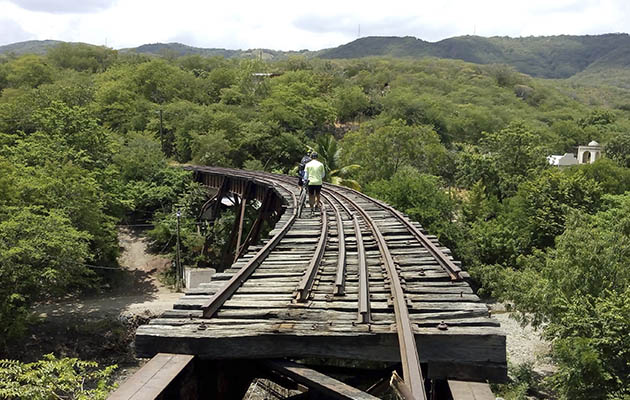 rancho sanarate vias del tren