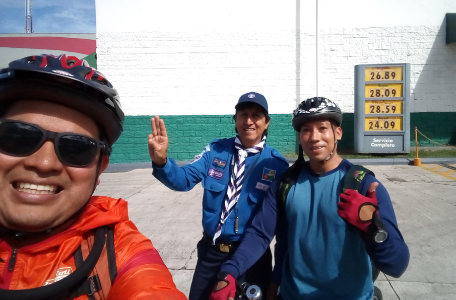 Travesía en bicicleta hacia el Lago de Amatitlán con los&nbsp;scouts