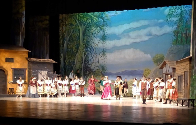 Conociendo algo nuevo: El Ballet Nacional de Guatemala en el Teatro&nbsp;Nacional