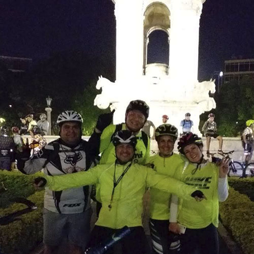 pedaleando por pasion plaza españa.jpg