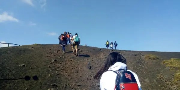 Es bueno caminar como ejercicio cerros