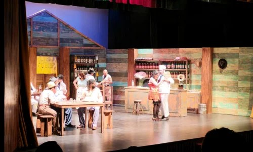 tren amarillo obra de teatro guatemala manuel galich